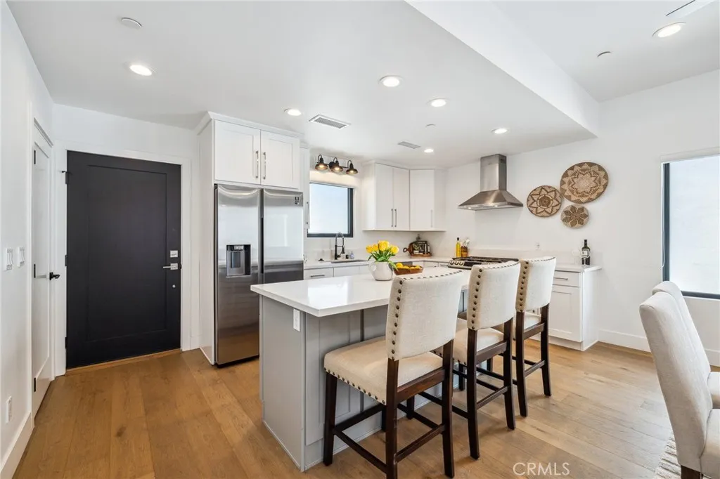 6521 Homewood Avenue, Los Angeles, California 90028 home-pic-12